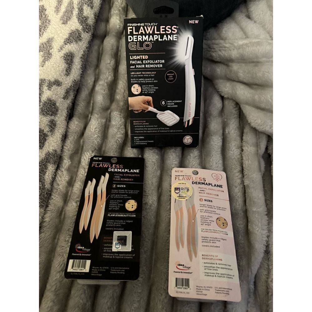 Beauty/makeup skincare dermaplane flawless & dermaplane glo